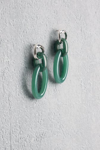 Voorkant van Donkergroene oorbellen met ovale hangers door Liberty Island voor Dames