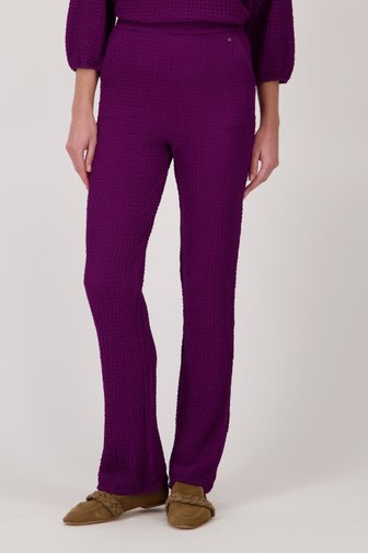 Voorkant van Donkerpaarse broek met gewafelde structuur door Claude Arielle voor Dames
