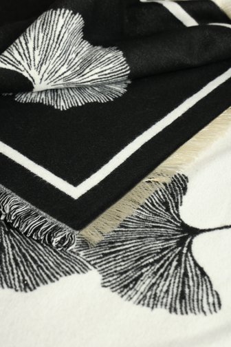 Voorkant van Dubbelzijdige zwart-witte sjaal met bloemen door Liberty Island voor Dames