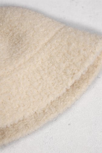 Voorkant van Ecru bucket hat in teddy door Modeno voor Dames