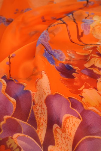 Fijn oranje sjaaltje met blauwe bloemenprint van Liberty Island voor Dames