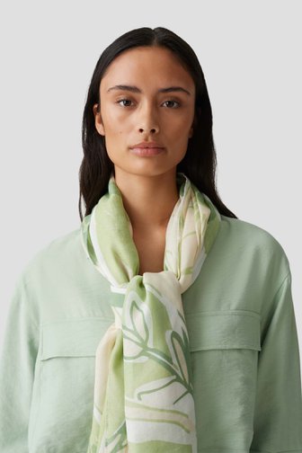 Fijne lichtgroene sjaal met bloemenprint van Opus voor Dames