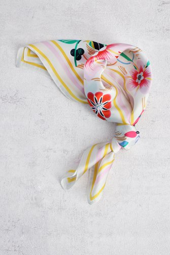 Le devant de Foulard à imprimé floral coloré de Liberty Island pour Femmes