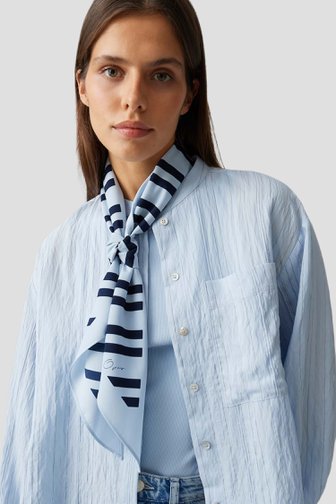 Le devant de Foulard bleu clair à rayures bleu foncé de Opus pour Femmes