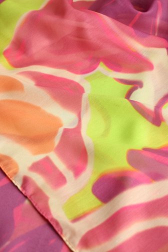 Foulard coloré à imprimé floral abstrait de Libelle pour Femmes