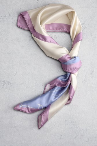 Foulard fin à motif floral violettes et bleues de D'Auvry pour Femmes