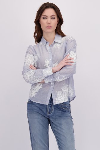 Voorkant van Gestreepte blauwe blouse met witte bloemen door Geisha voor Dames