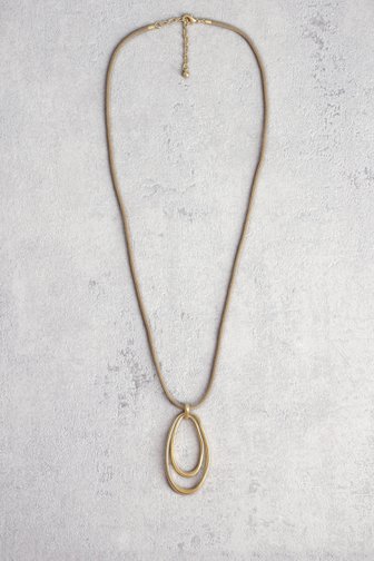 Voorkant van Goudkleurige ketting met organische hangers door Liberty Island voor Dames