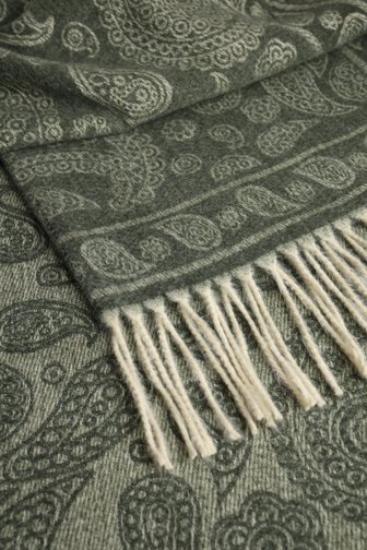 Voorkant van Groene sjaal met paisley motief  door Modeno voor Dames