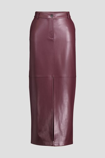 Voorkant van Lange bordeauxbruine rok met leather look door Louise voor Dames