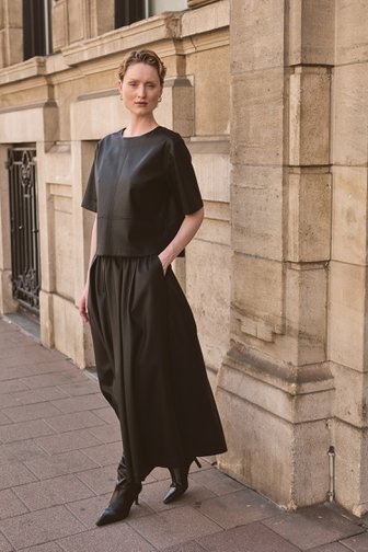 Lange zwarte rok in leather look
