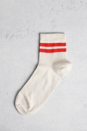 Larges chaussettes blanches avec rayure rouge de MP Denmark pour Femmes