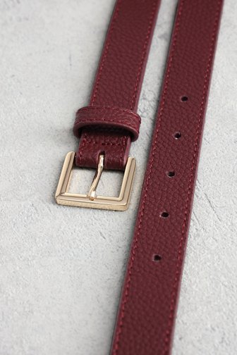 Voorkant van Lederen bordeaux riem met gouden gesp door Liberty Island voor Dames