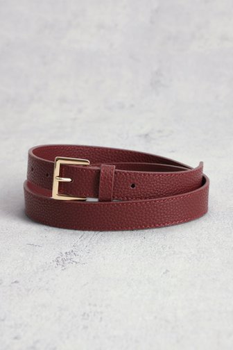 Voorkant van Lederen bordeaux riem met gouden gesp door Liberty Island voor Dames