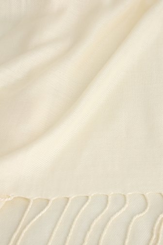 Voorkant van Lichtbeige sjaal met franjes door D'Auvry voor Dames