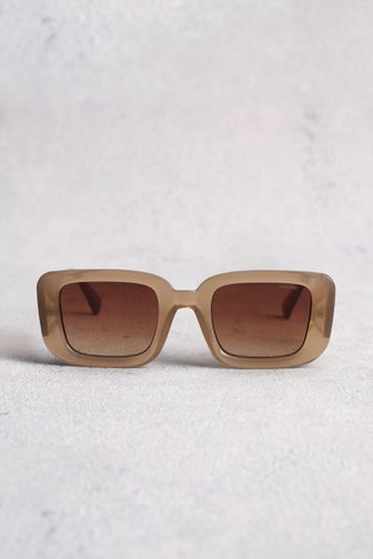 Le devant de Lunettes de soleil beige - Avery de Komono pour Femmes