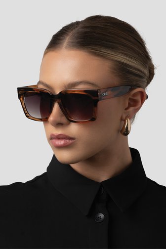 Lunettes de soleil rectangulaires brunes – Alba de OTRA pour Femmes