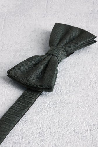 Le devant de Nœud papillon gris foncé à motif chevrons de Liberty Island pour Hommes