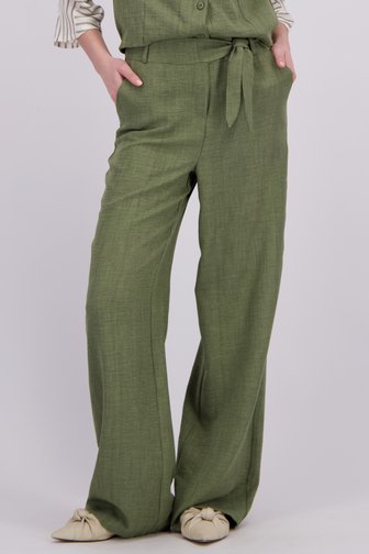 Voorkant van Olijfgroene broek met wijde pijpen door Geisha voor Dames