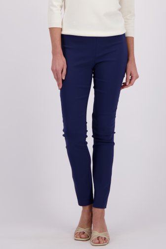 Le devant de Pantalon slim fit bleu de Claude Arielle pour Femmes