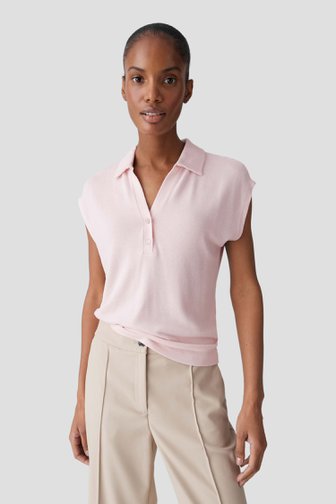 Le devant de Polo rose en maille de Opus pour Femmes