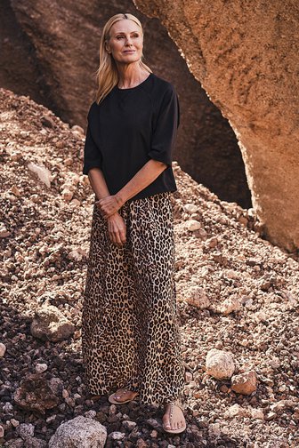 Pull noir de Louise pour Femmes