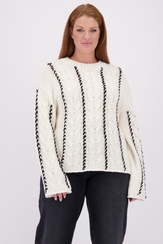 Le devant de Pull torsadé blanc à rayures noires de ONLY Carmakoma pour Femmes