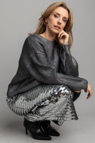 Le devant de Pull tricoté gris argenté de Louise pour Femmes