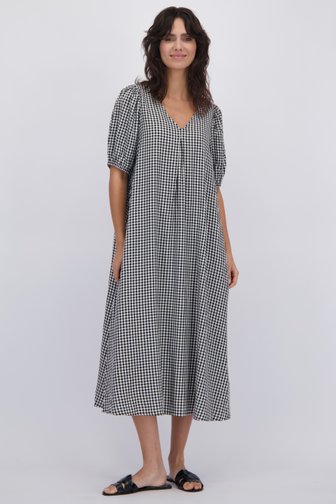 Robe longue à motif à carreaux noir et blanc