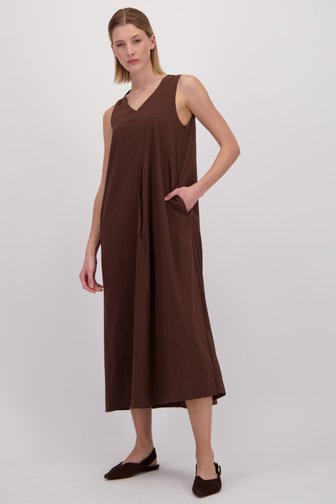 Le devant de Robe longue brun foncé à col en V de More & More pour Femmes