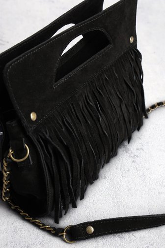 Le devant de Sac bandoulière noir aspect suédé à franges de Pieces pour Femmes