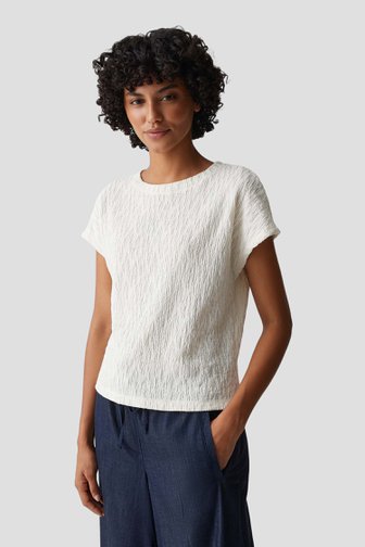 Le devant de T-shirt écru à texture gaufrée de Opus pour Femmes