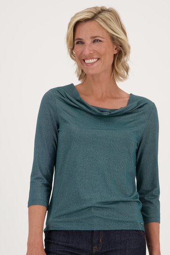Le devant de T-shirt vert foncé scintillant de Claude Arielle pour Femmes