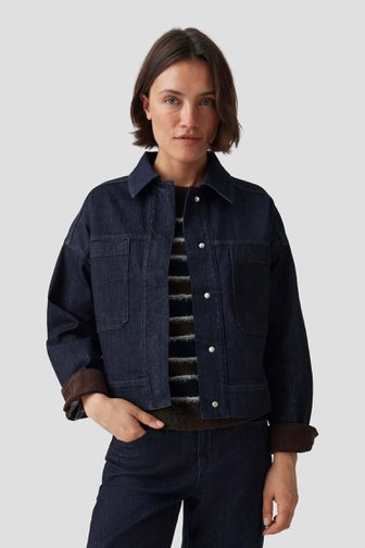 Le devant de Veste en denim bleu avec finitions en velours  de Opus pour Femmes