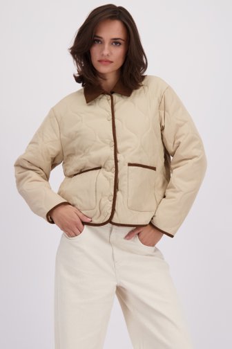 Le devant de Veste matelassée beige avec finitions brunes de JDY pour Femmes