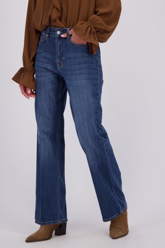 Voorkant van Wijde donkerblauwe jeans  door More & More voor Dames