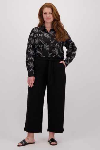 Voorkant van Wijde zwarte broek - 7/8 lengte door Kaffe Curve voor Dames