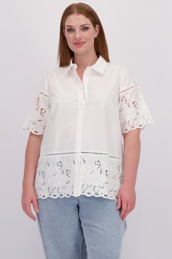 Voorkant van Witte blouse met broderie anglaise details door Kaffe Curve voor Dames