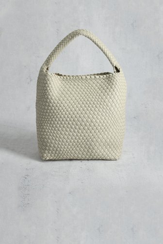 Voorkant van Witte gevlochten schoudertas in leather look door Modeno voor Dames