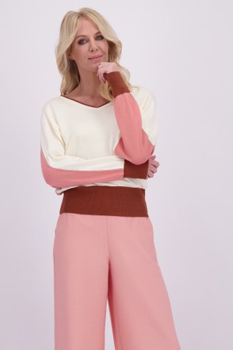 Voorkant van Witte trui met roze color blocks door AC by Annelien Coorevits voor Dames
