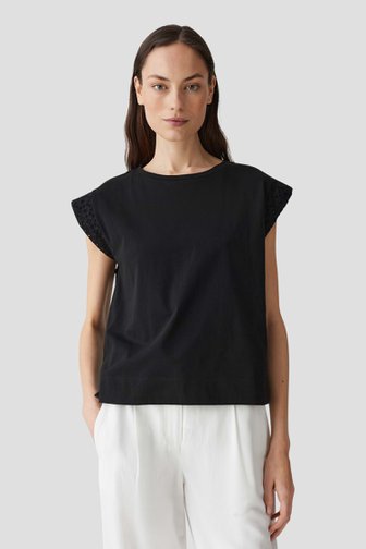 Opus Zwart T-shirt met korte mouwen en broderie