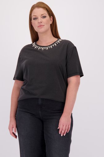 Voorkant van Zwart T-shirt  door ONLY Carmakoma voor Dames