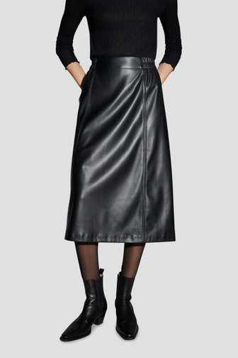 Voorkant van Zwarte midirok in leather look door Opus voor Dames