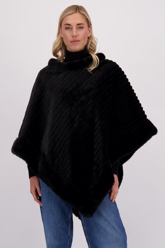 Voorkant van Zwarte poncho in faux fur door Liberty Island voor Dames