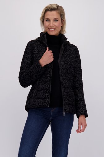 Voorkant van Zwarte regenjas met print en afneembare kap door Barbara Lebek voor Dames