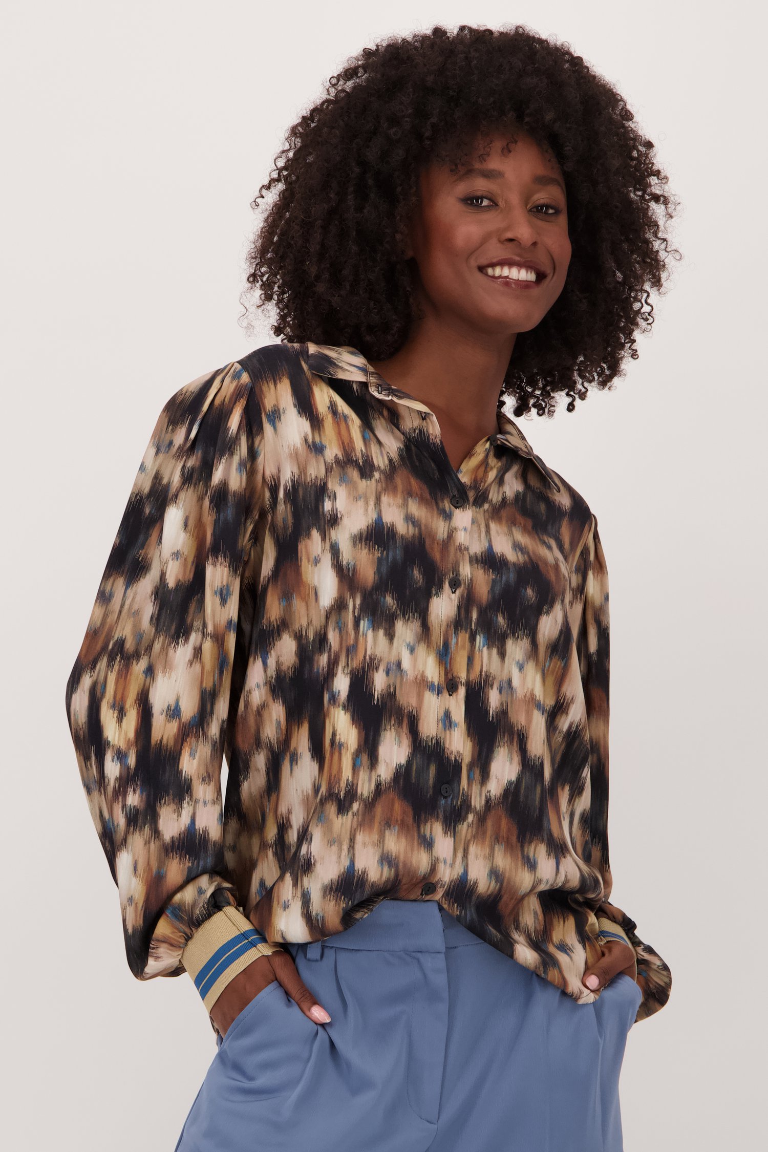 Voorkant van Beige blouse met print door Geisha voor Dames