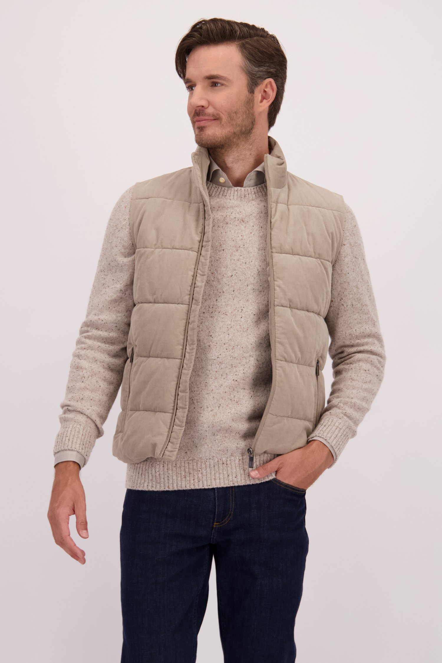 Voorkant van Beige bodywarmer door Upper East voor Heren
