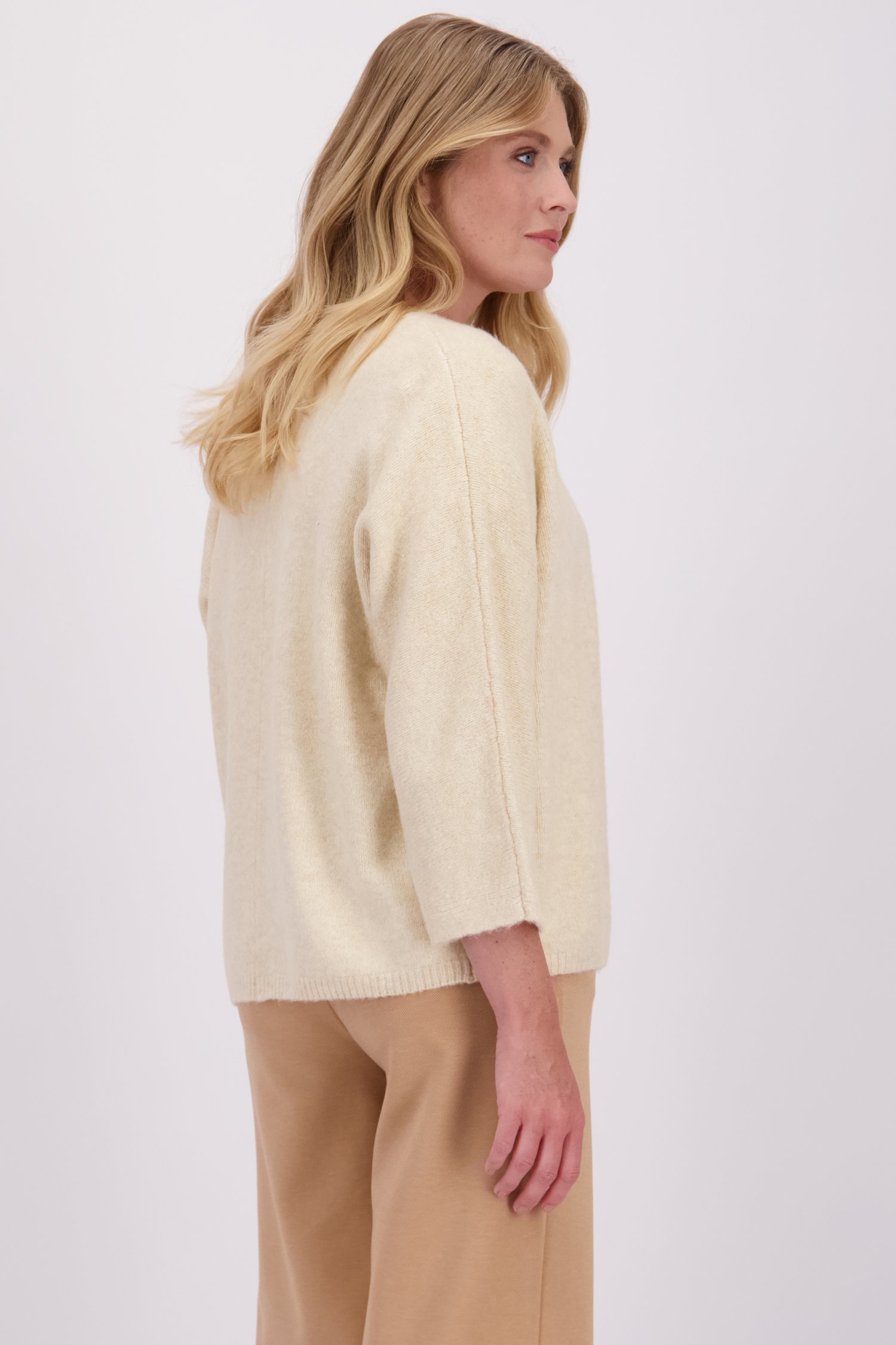 Achterkant van Beige cardigan met driekwartmouwen door Libelle voor Dames