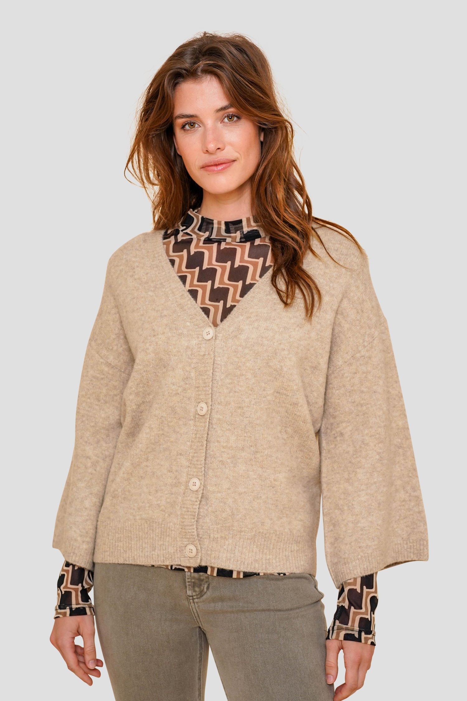 Voorkant van Beige cardigan met wol door Geisha voor Dames