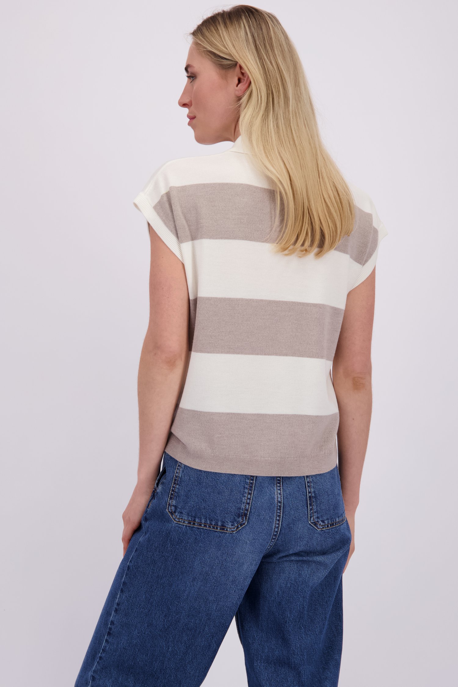 Achterkant van Beige-ecru gestreepte trui met polokraag door Liberty Island voor Dames